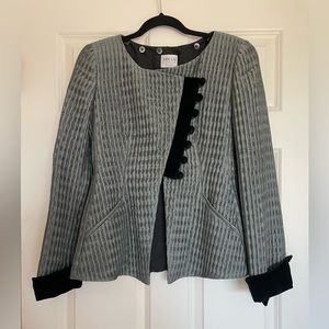 EUC Vintage Armani Collezioni Gray Quilted Asymmetrical Blazer size 6